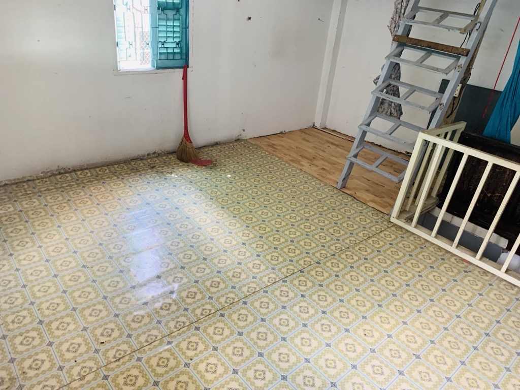 HẺM XE TẢI LẠC LONG QUÂN 20M2, hơn 2 tỷ SHR - Ảnh 2